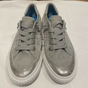 Blowfish Malibu Sneakers Silver & Gray New 7.5